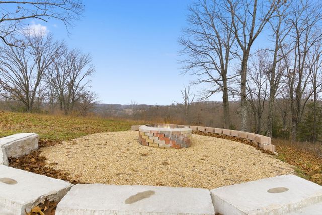 368 Regal Hghts Lane, Galena, MO 65656