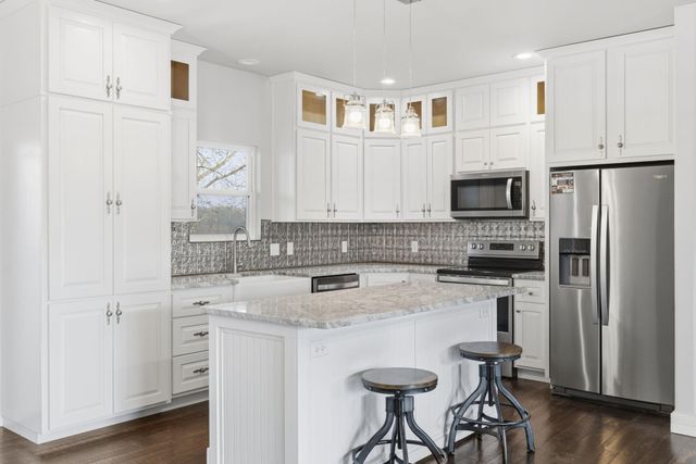 368 Regal Hghts Lane, Galena, MO 65656