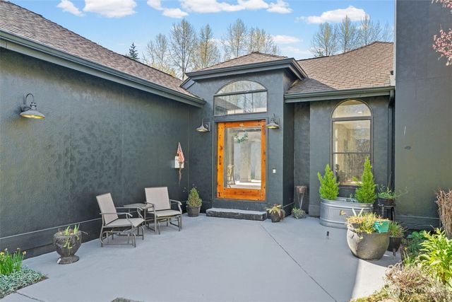 29512 28th Avenue E, Roy, WA 98580