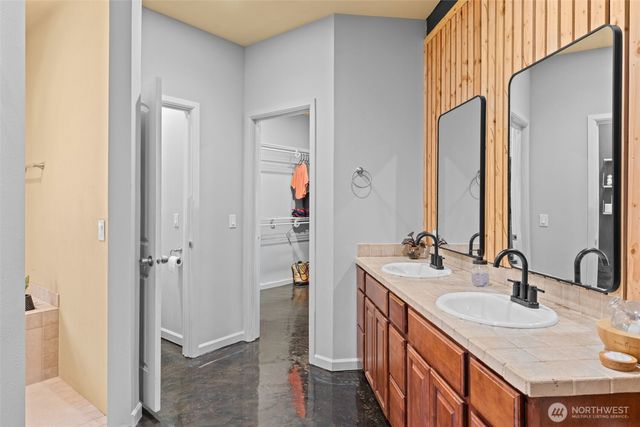 29512 28th Avenue E, Roy, WA 98580