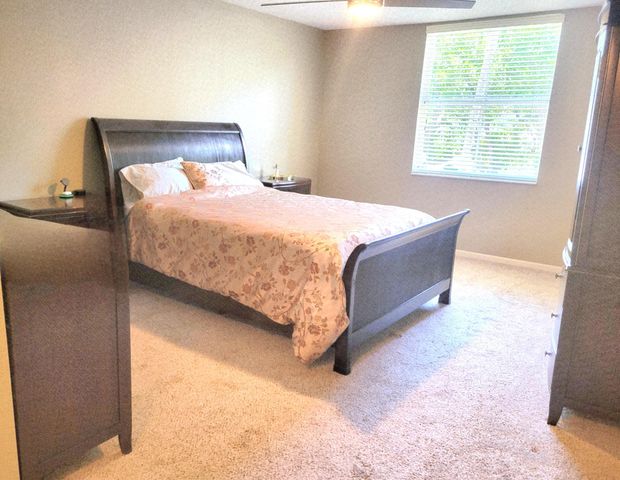 619 E Sheridan Street 203, Dania Beach, FL 33004