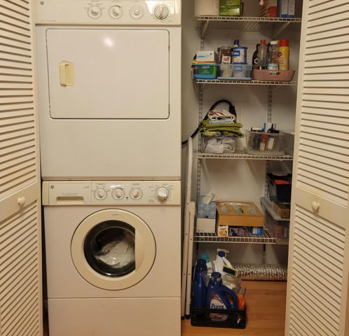 619 E Sheridan Street 203, Dania Beach, FL 33004