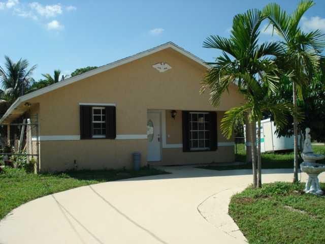 1880 NW 8th Street, Pompano Beach, FL 33069