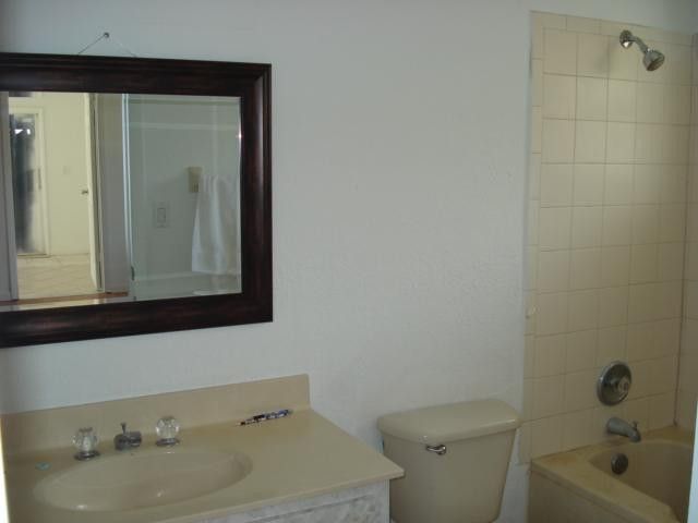 1880 NW 8th Street, Pompano Beach, FL 33069