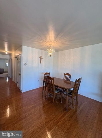 1906 NESTER ST, Philadelphia, PA 19115