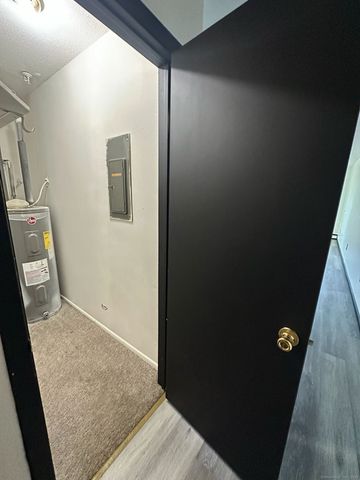 1660 East Main Street 1B, Waterbury, CT 06705