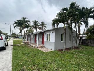 2214 N 25th Ave 2214#2, Hollywood, FL 33020