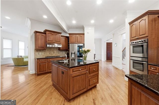 2715 Henderson Road, Tucker, GA 30084
