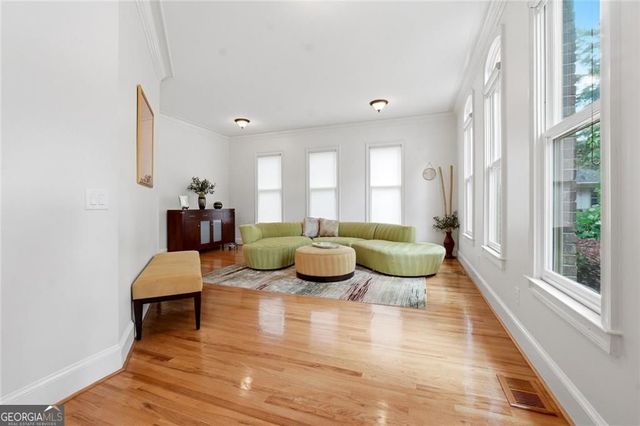 2715 Henderson Road, Tucker, GA 30084
