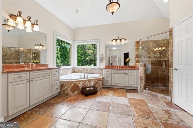 2715 Henderson Road, Tucker, GA 30084