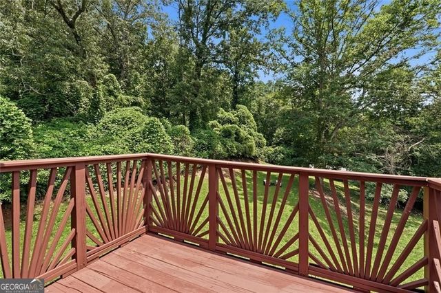 2715 Henderson Road, Tucker, GA 30084