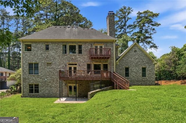 2715 Henderson Road, Tucker, GA 30084