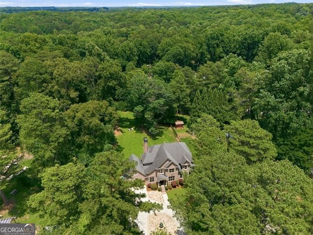 2715 Henderson Road, Tucker, GA 30084