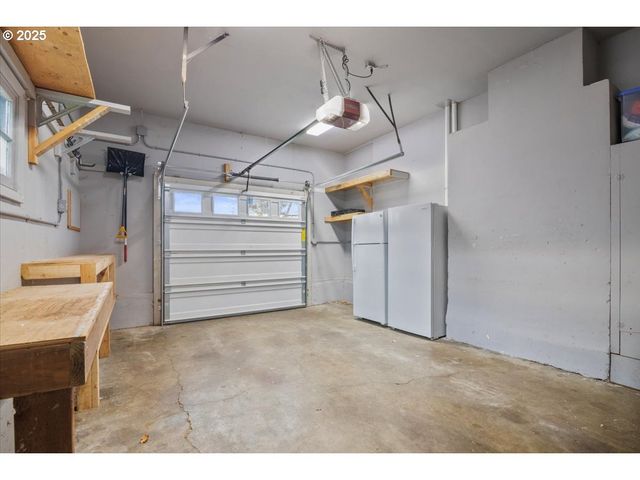 1725 24TH St, Salem, OR 97301