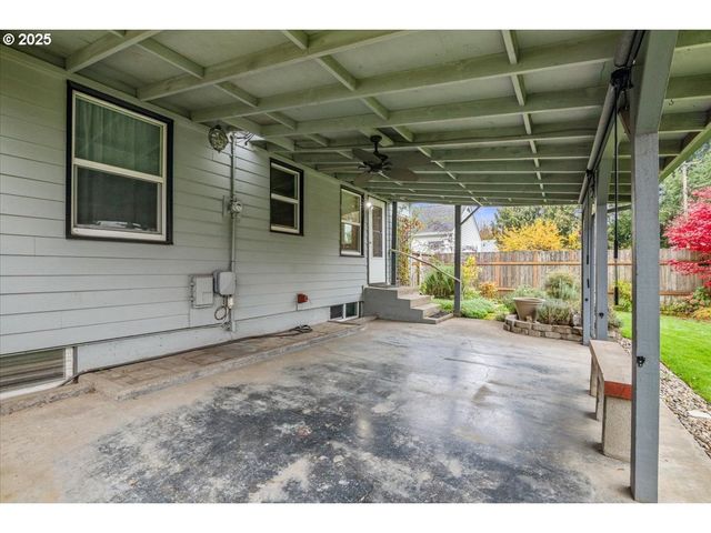 1725 24TH St, Salem, OR 97301