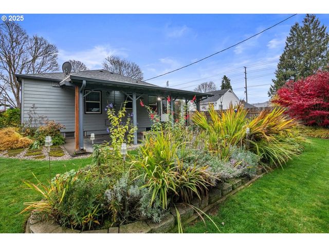 1725 24TH St, Salem, OR 97301