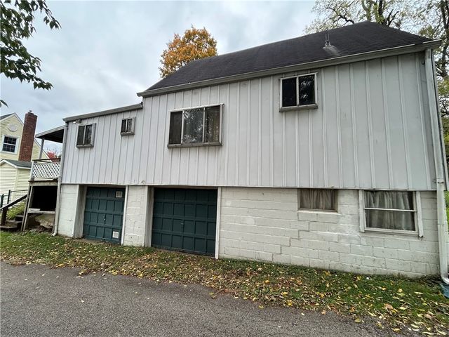 411 Woodland Road, N Versailles, PA 15137