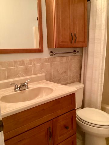 2 Forest Breeze Court, Fort Walton Beach, FL 32547