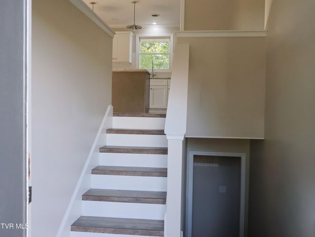 527 Spruce Street, Mount Carmel, TN 37645