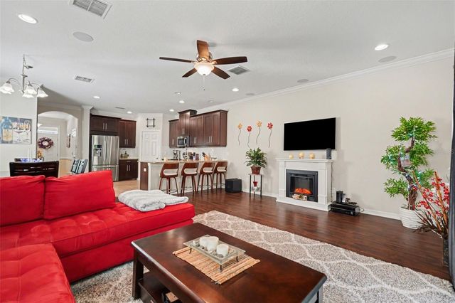 908 VINEYARD LANE, Oldsmar, FL 34677