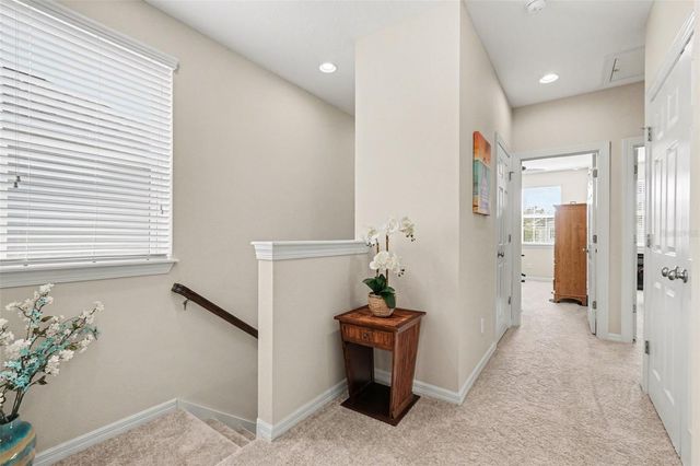 908 VINEYARD LANE, Oldsmar, FL 34677