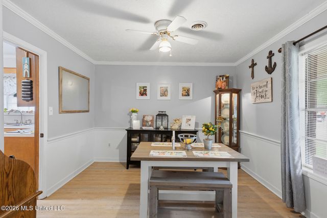 1210 Huntcliff Way, Clinton, MS 39056