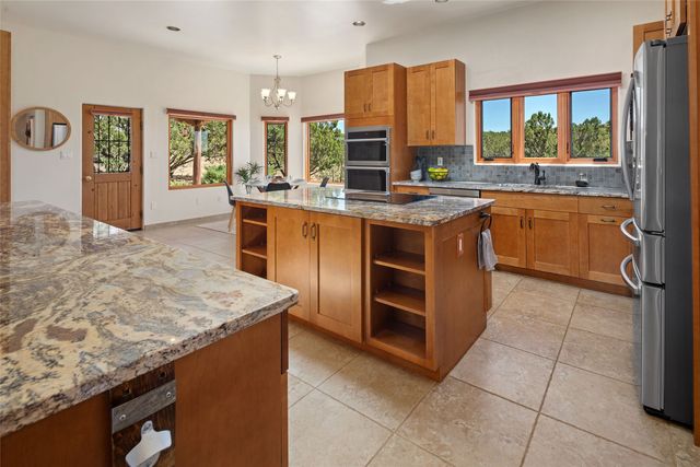 18 Blue Canyon Vista, Santa Fe, NM 87507