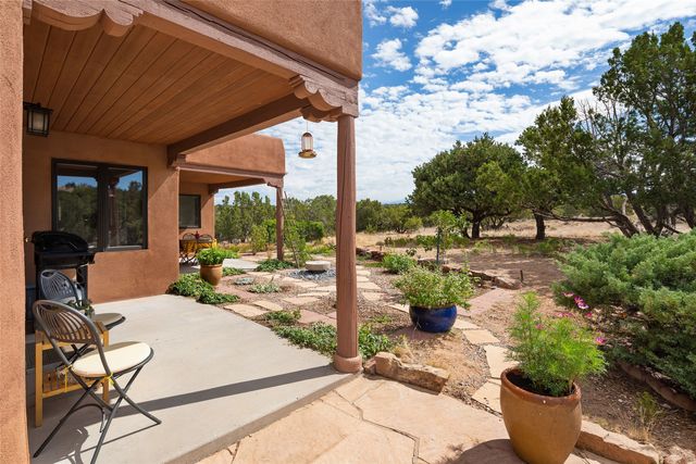 18 Blue Canyon Vista, Santa Fe, NM 87507