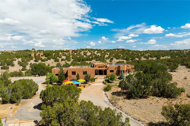 18 Blue Canyon Vista, Santa Fe, NM 87507