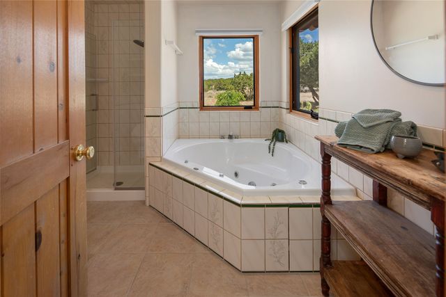 18 Blue Canyon Vista, Santa Fe, NM 87507