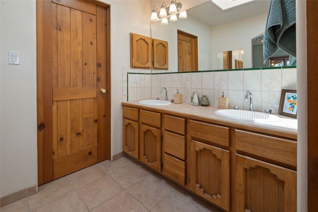 18 Blue Canyon Vista, Santa Fe, NM 87507