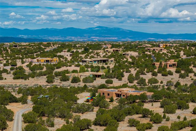 18 Blue Canyon Vista, Santa Fe, NM 87507