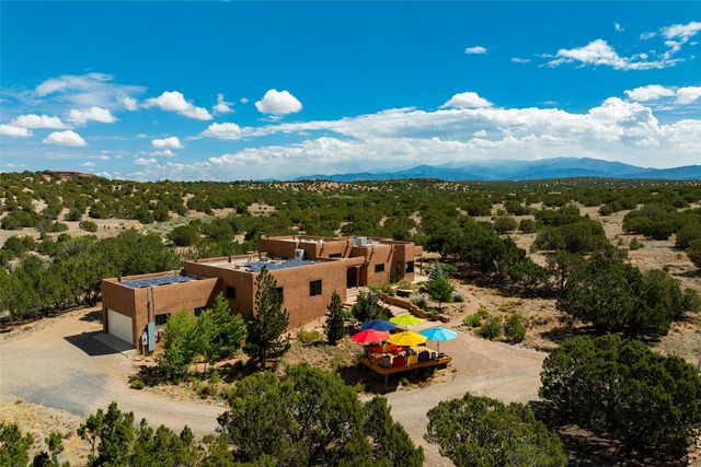 18 Blue Canyon Vista, Santa Fe, NM 87507