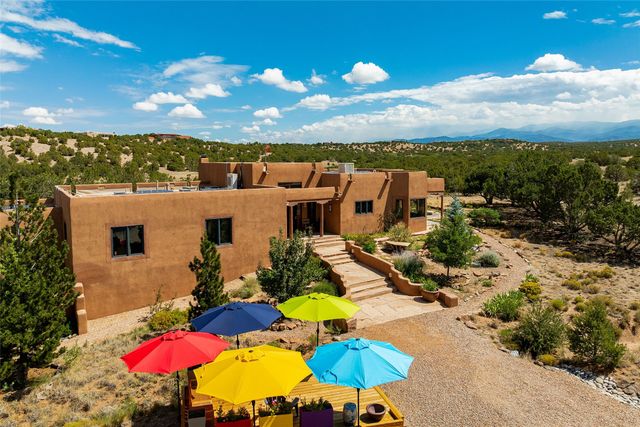 18 Blue Canyon Vista, Santa Fe, NM 87507