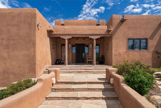 18 Blue Canyon Vista, Santa Fe, NM 87507