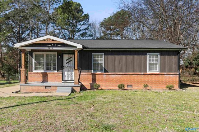 1613 Armstrong Street NW, Huntsville, AL 35816