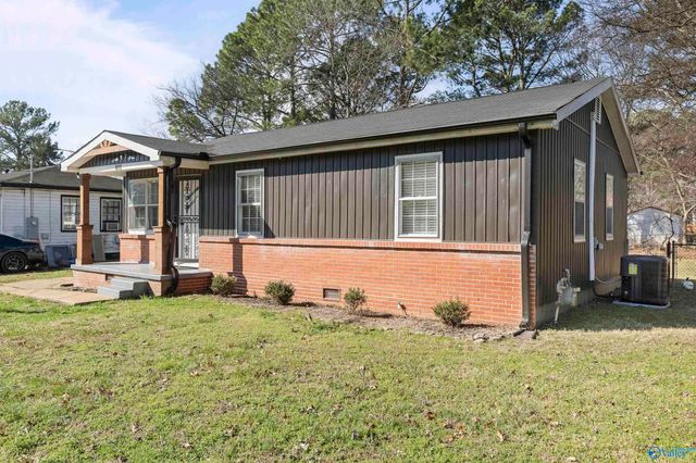 1613 Armstrong Street NW, Huntsville, AL 35816