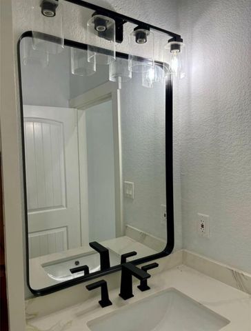 16 River Plantation Drive, Conroe, TX 77302