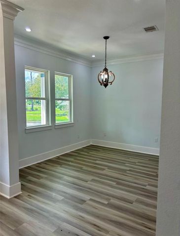 16 River Plantation Drive, Conroe, TX 77302