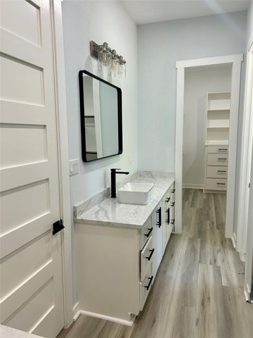 16 River Plantation Drive, Conroe, TX 77302