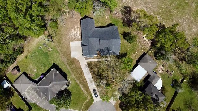 16 River Plantation Drive, Conroe, TX 77302