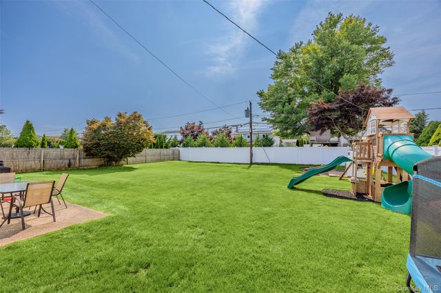 334 Greenbelt Parkway, Holtsville, NY 11742