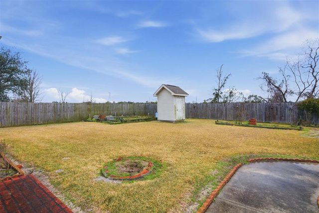 6975 West Savanna Lane, Lake Charles, LA 70605