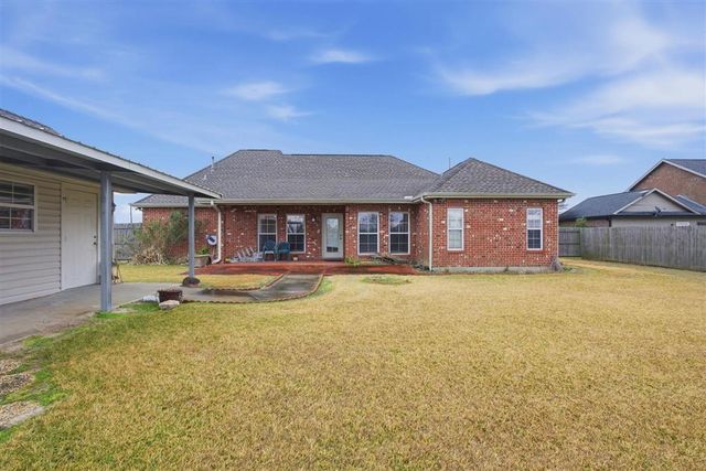 6975 West Savanna Lane, Lake Charles, LA 70605