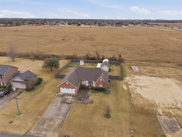 6975 West Savanna Lane, Lake Charles, LA 70605