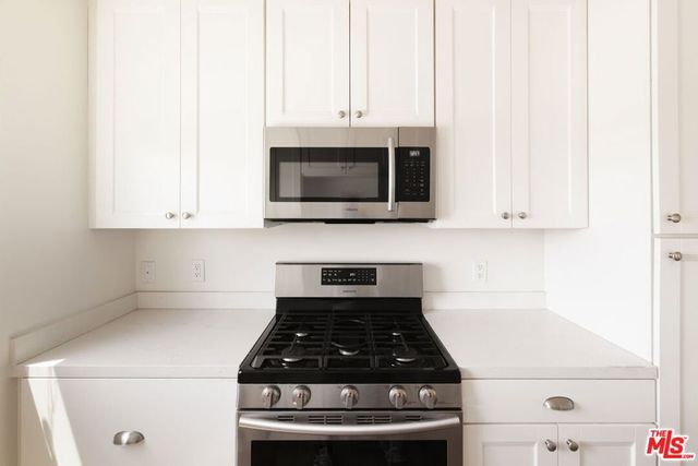 727 N La Fayette Park Place 2, Los Angeles, CA 90026