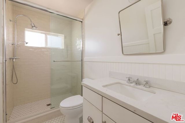 727 N La Fayette Park Place 2, Los Angeles, CA 90026
