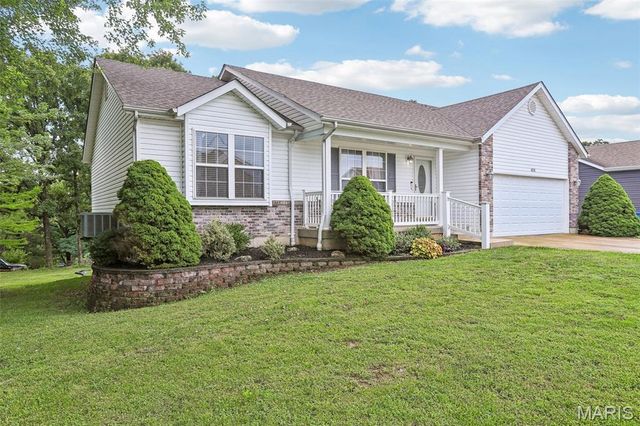 408 Caddy Court, St Clair, MO 63077