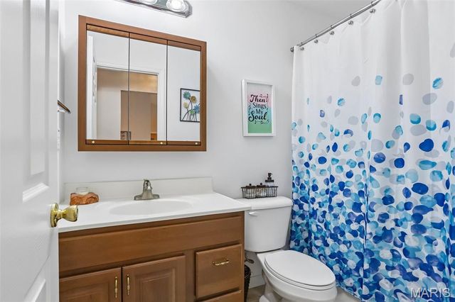 408 Caddy Court, St Clair, MO 63077