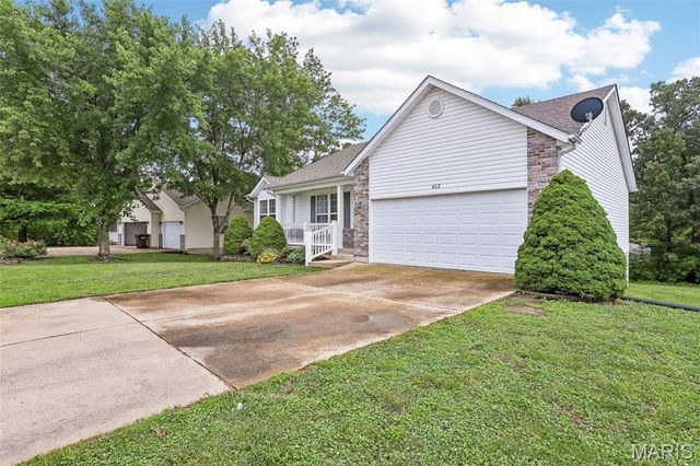 408 Caddy Court, St Clair, MO 63077